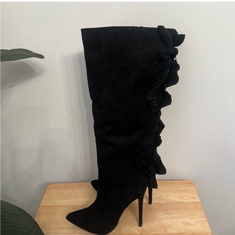Black suede Ruffled Knee-High Stiletto Boots
